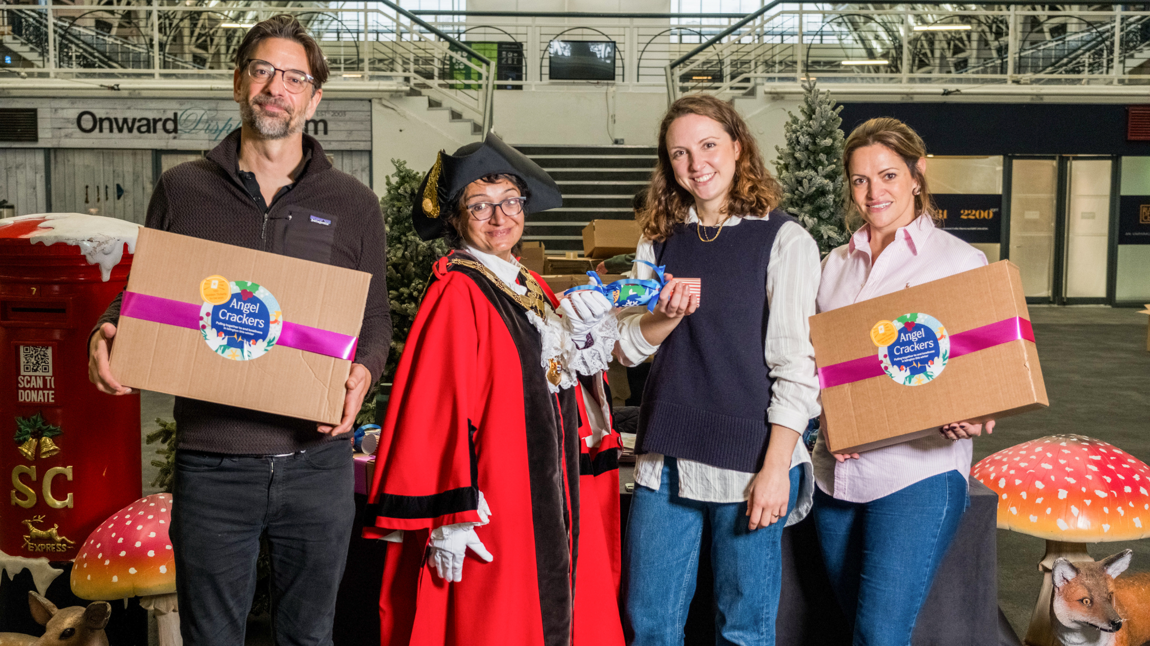 Mayor of Islington, Anjna Khurana on why Angel Crackers are awesome!